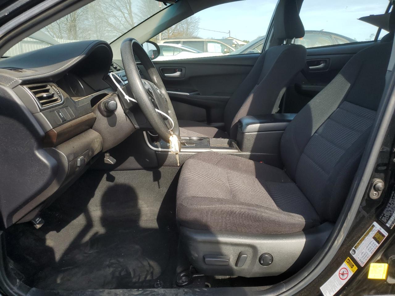 2017 TOYOTA CAMRY LE - Фото 7