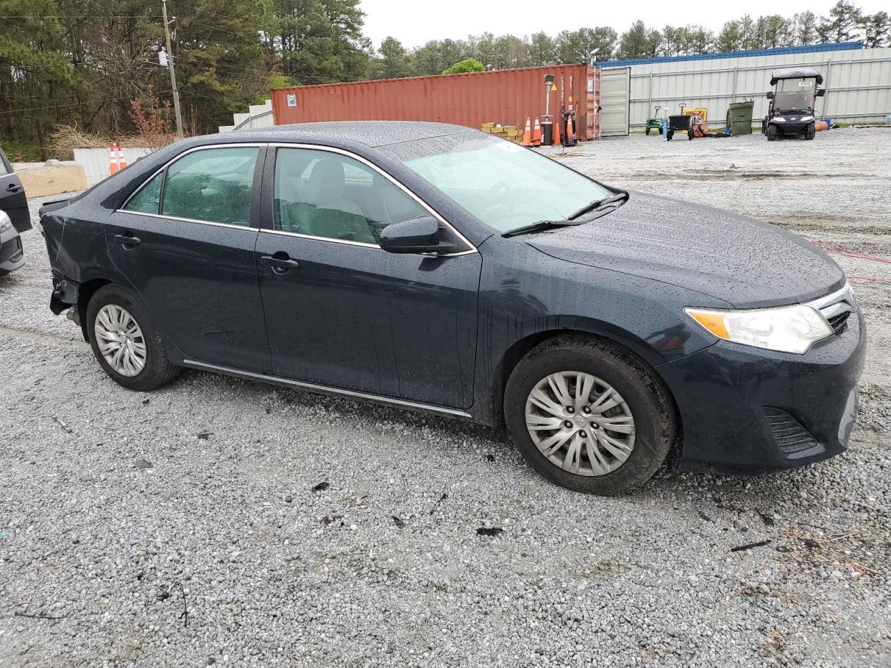 2013 TOYOTA CAMRY L - Фото 4