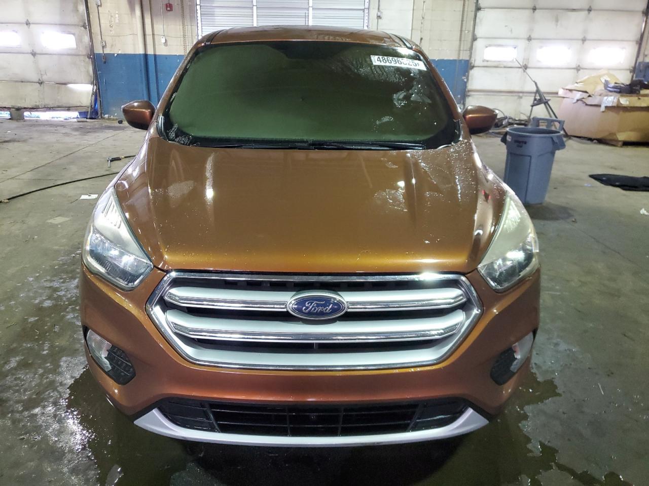 2017 FORD ESCAPE SE - Фото 5