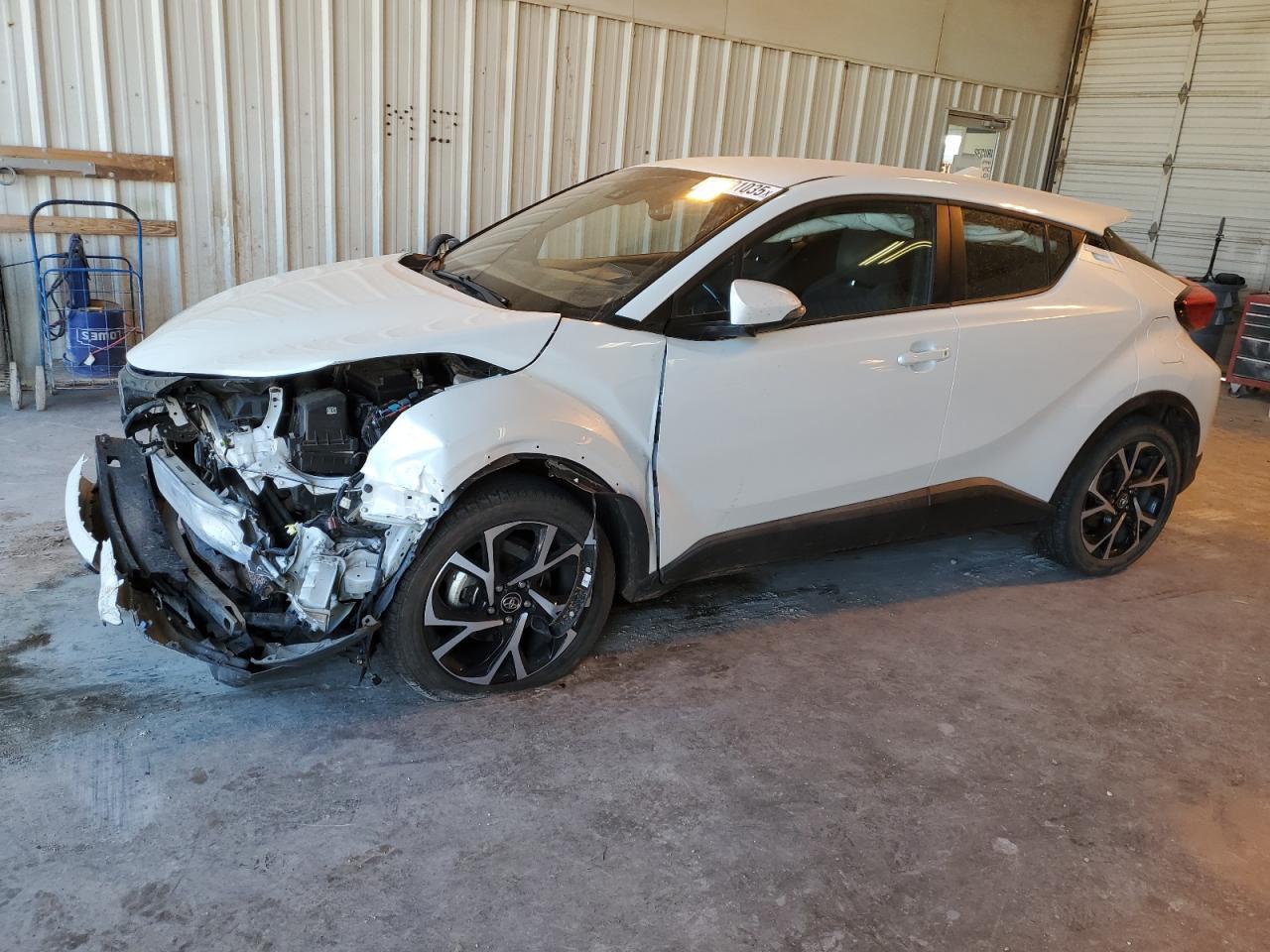 2018 TOYOTA C-HR XLE