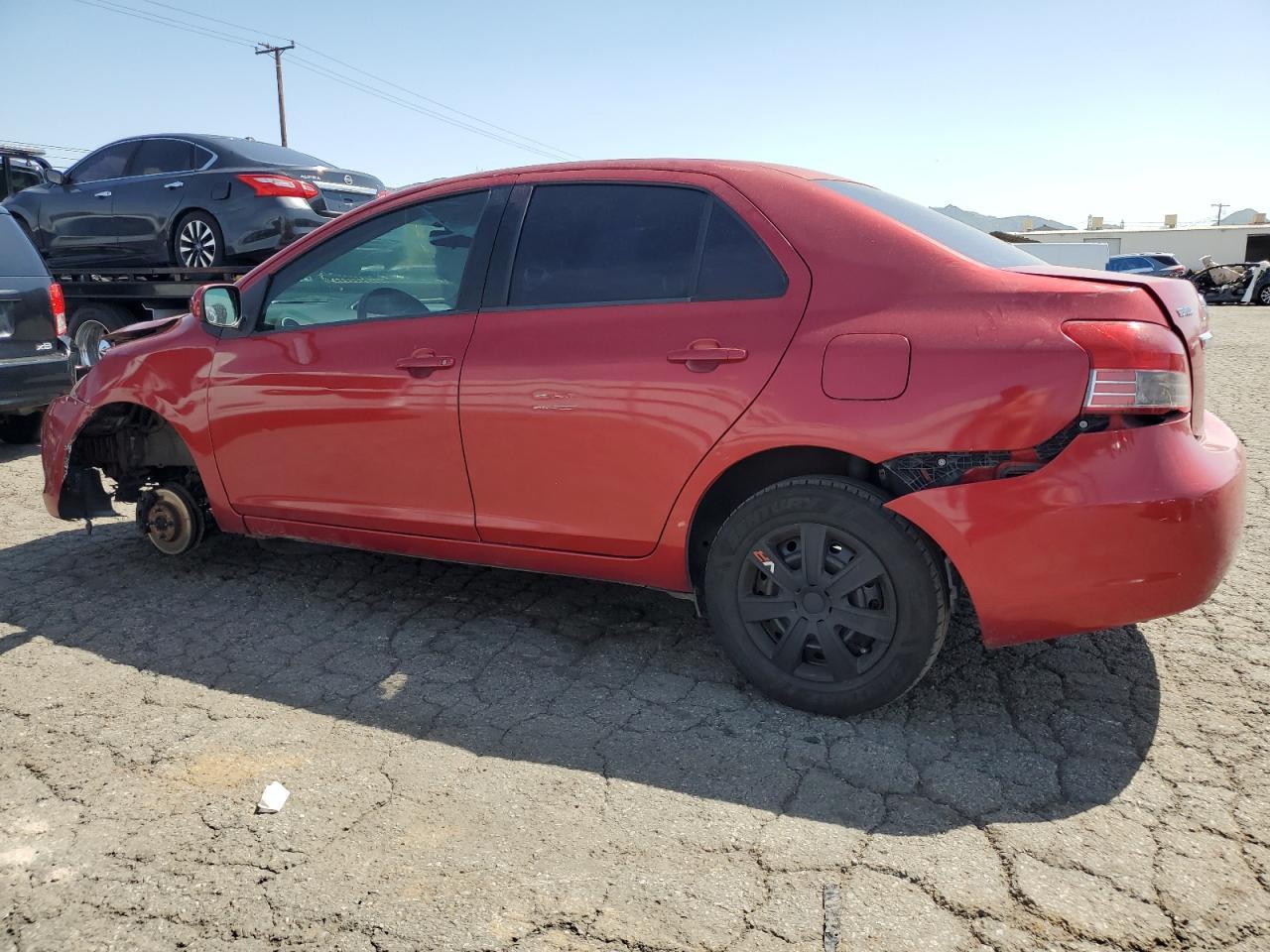 2011 TOYOTA YARIS - Фото 2