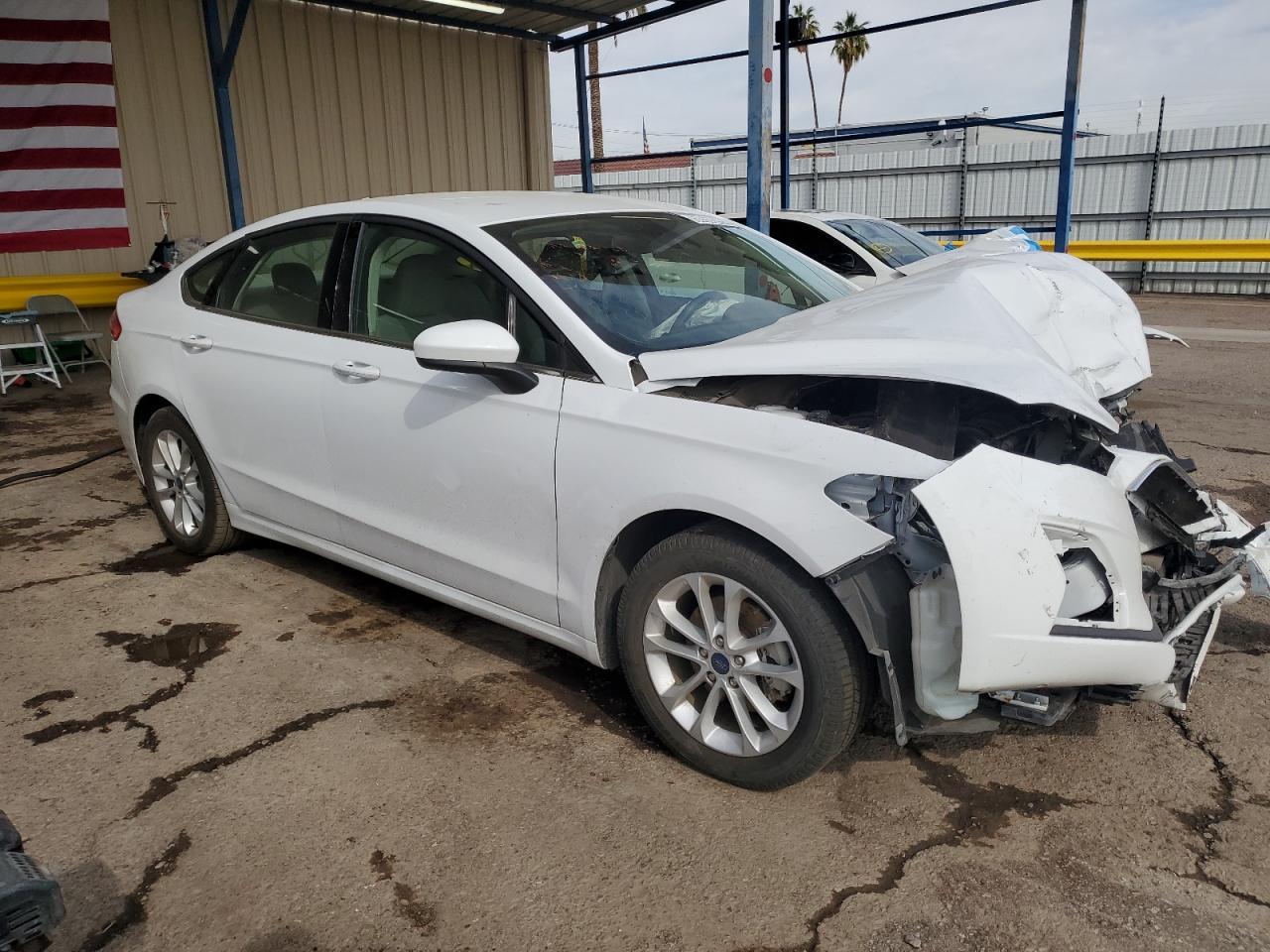 2020 FORD FUSION SE - Image 4