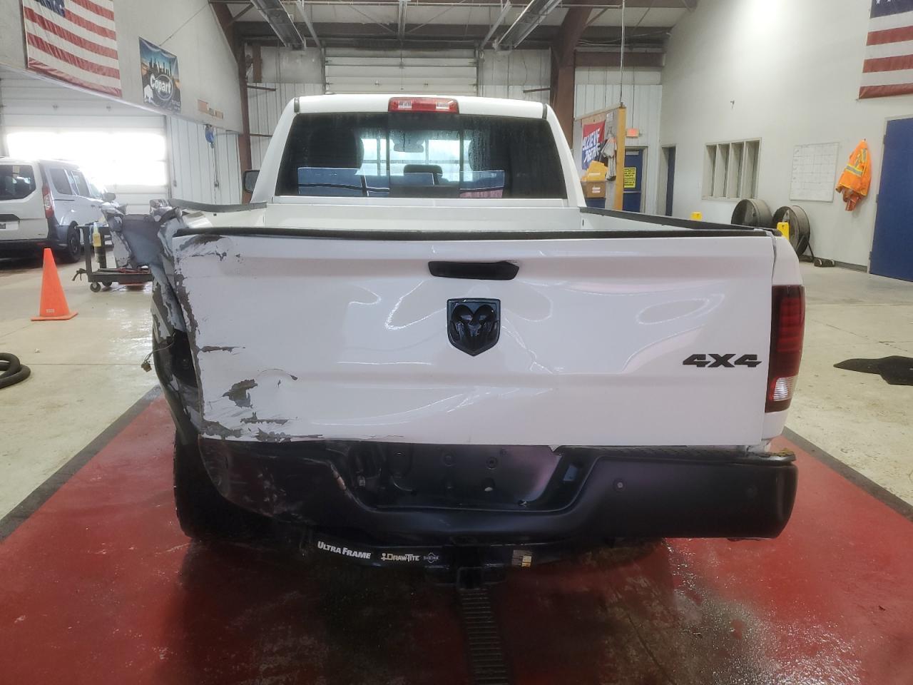 2019 RAM 1500 CLASS - Фото 6