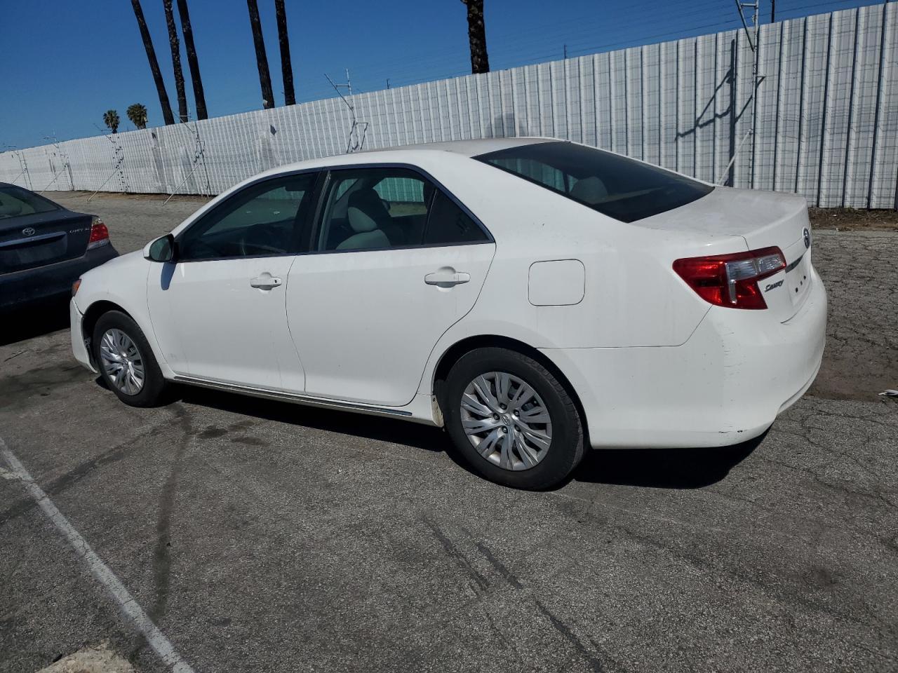 2012 TOYOTA CAMRY BASE - Фото 2