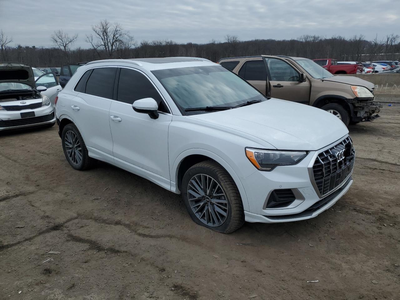 2021 AUDI Q3 PREMIUM - Image 4