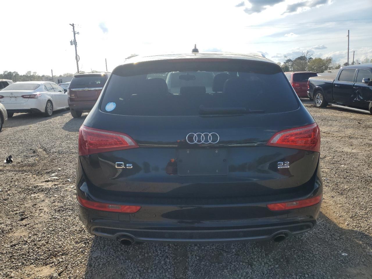 2011 AUDI Q5 PREMIUM - Image 6