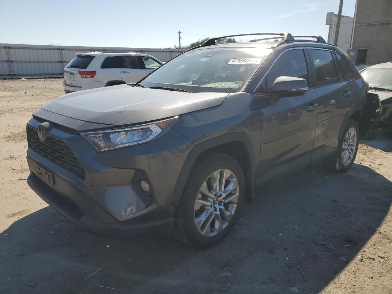 2019 TOYOTA RAV4 XLE P