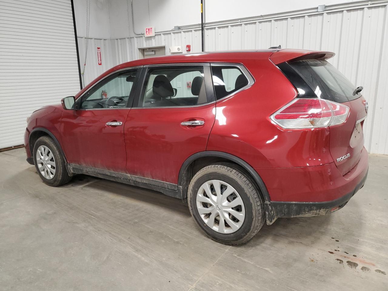 2015 NISSAN ROGUE S - Image 2