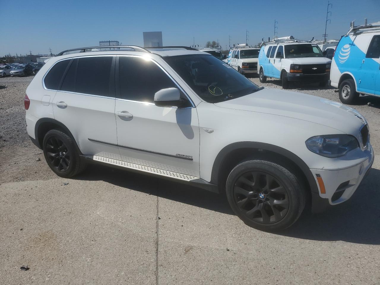 2013 BMW X5 XDRIVE3 - Image 4