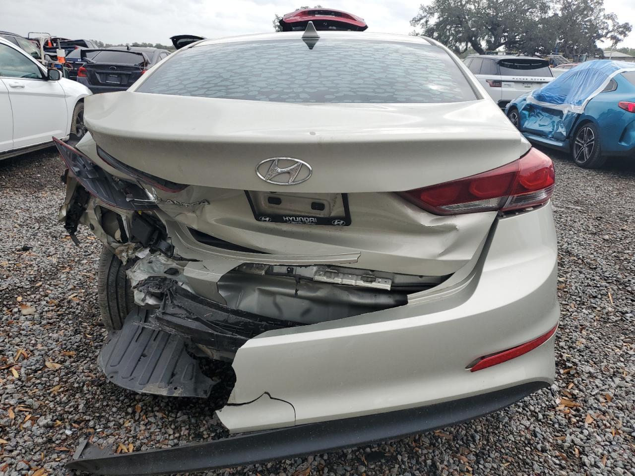 2018 HYUNDAI ELANTRA SE - Фото 6