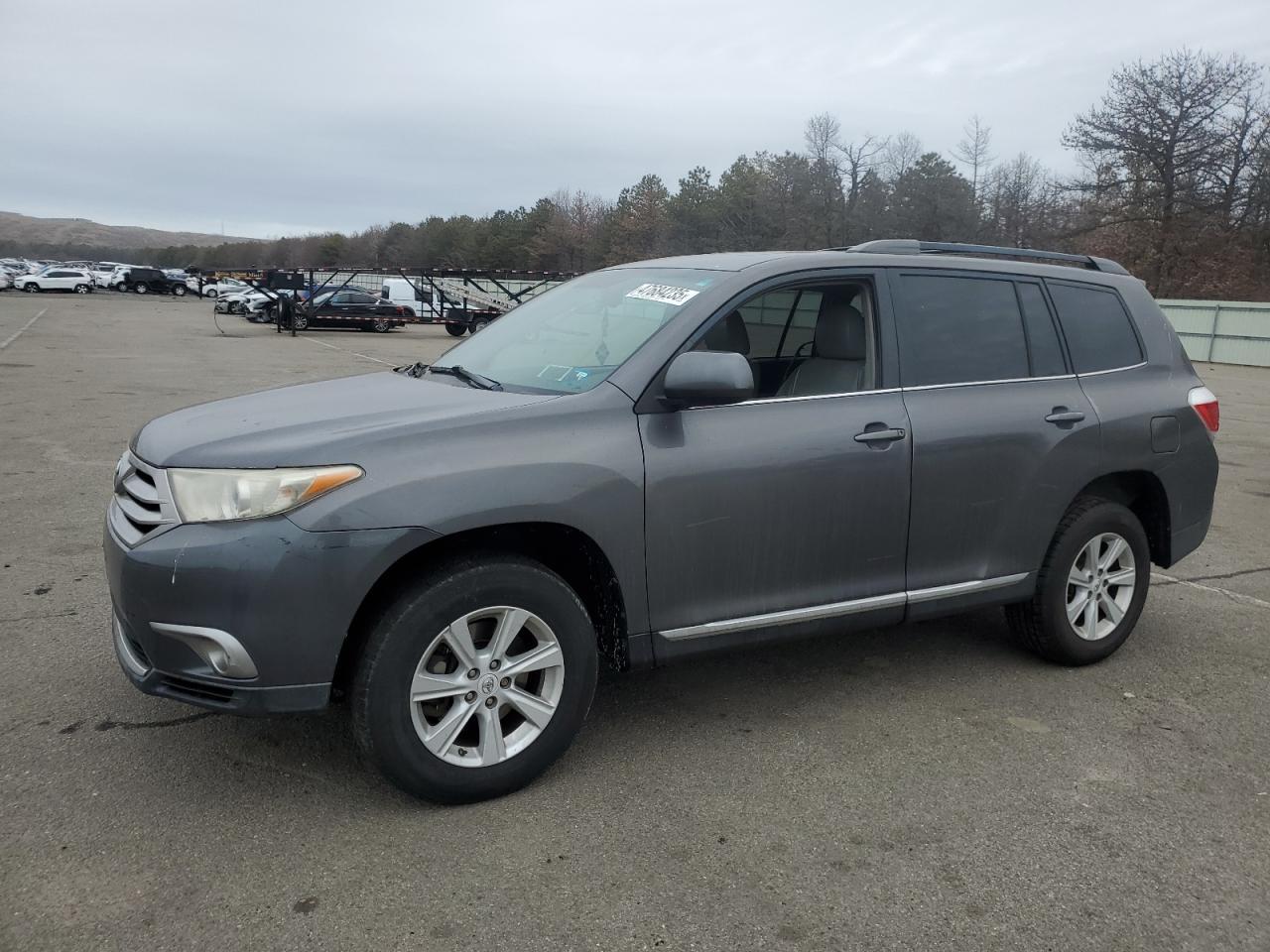 2011 TOYOTA HIGHLANDER