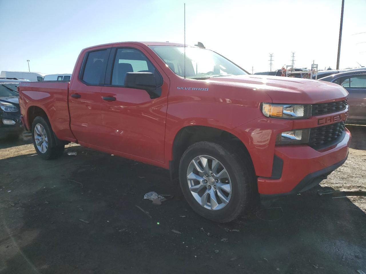 2019 CHEVROLET SILVERADO - Фото 4
