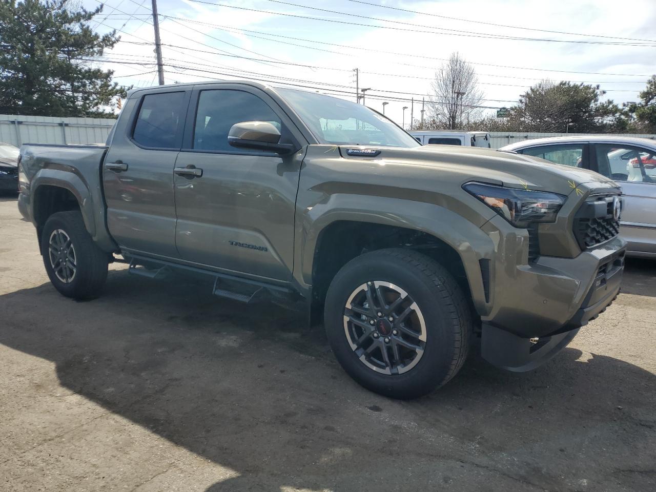 2024 TOYOTA TACOMA DOU - Фото 4