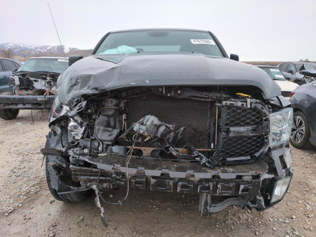 2014 RAM 1500 ST - Image 5
