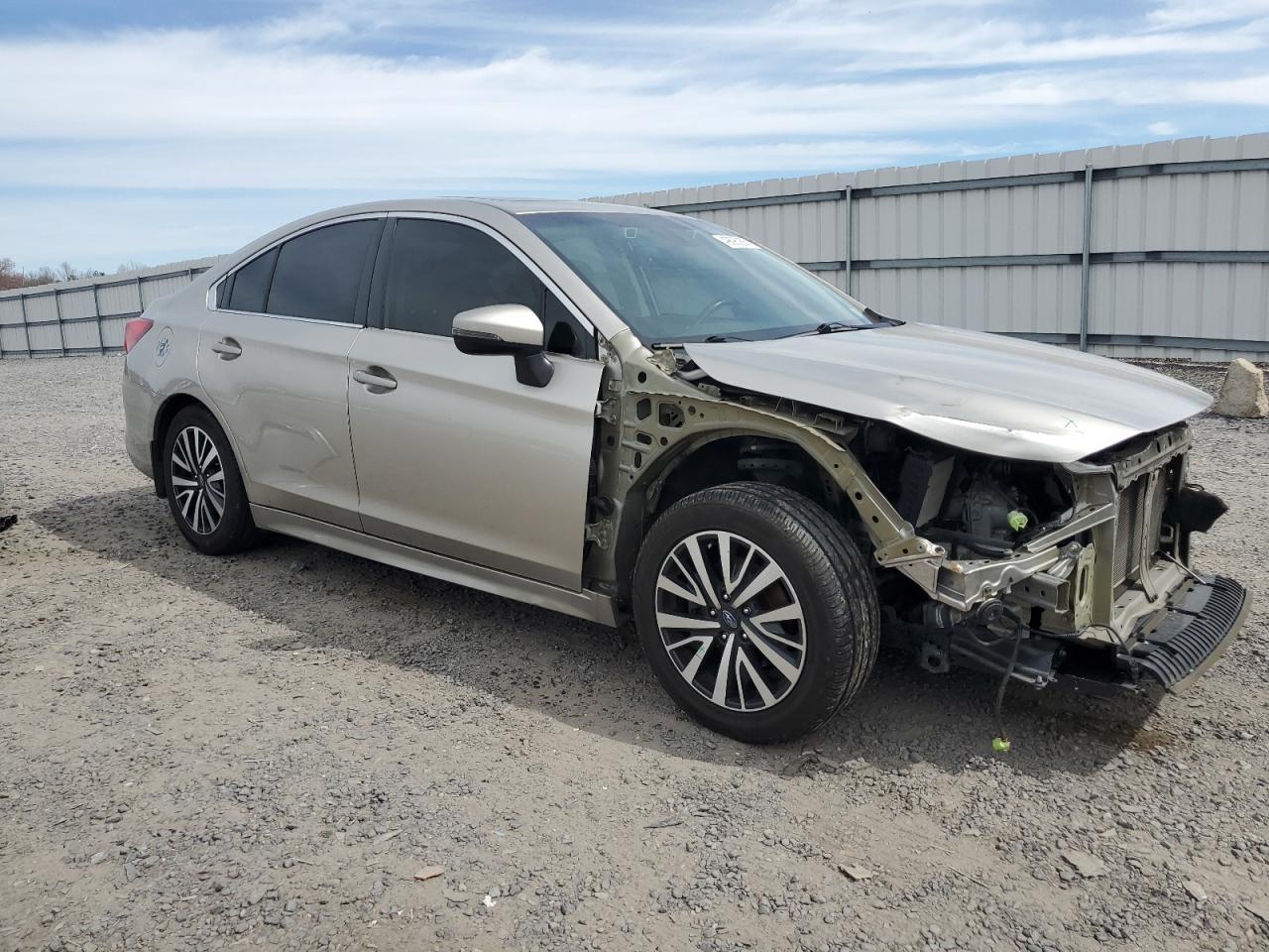 2018 SUBARU LEGACY 2.5 - Image 4