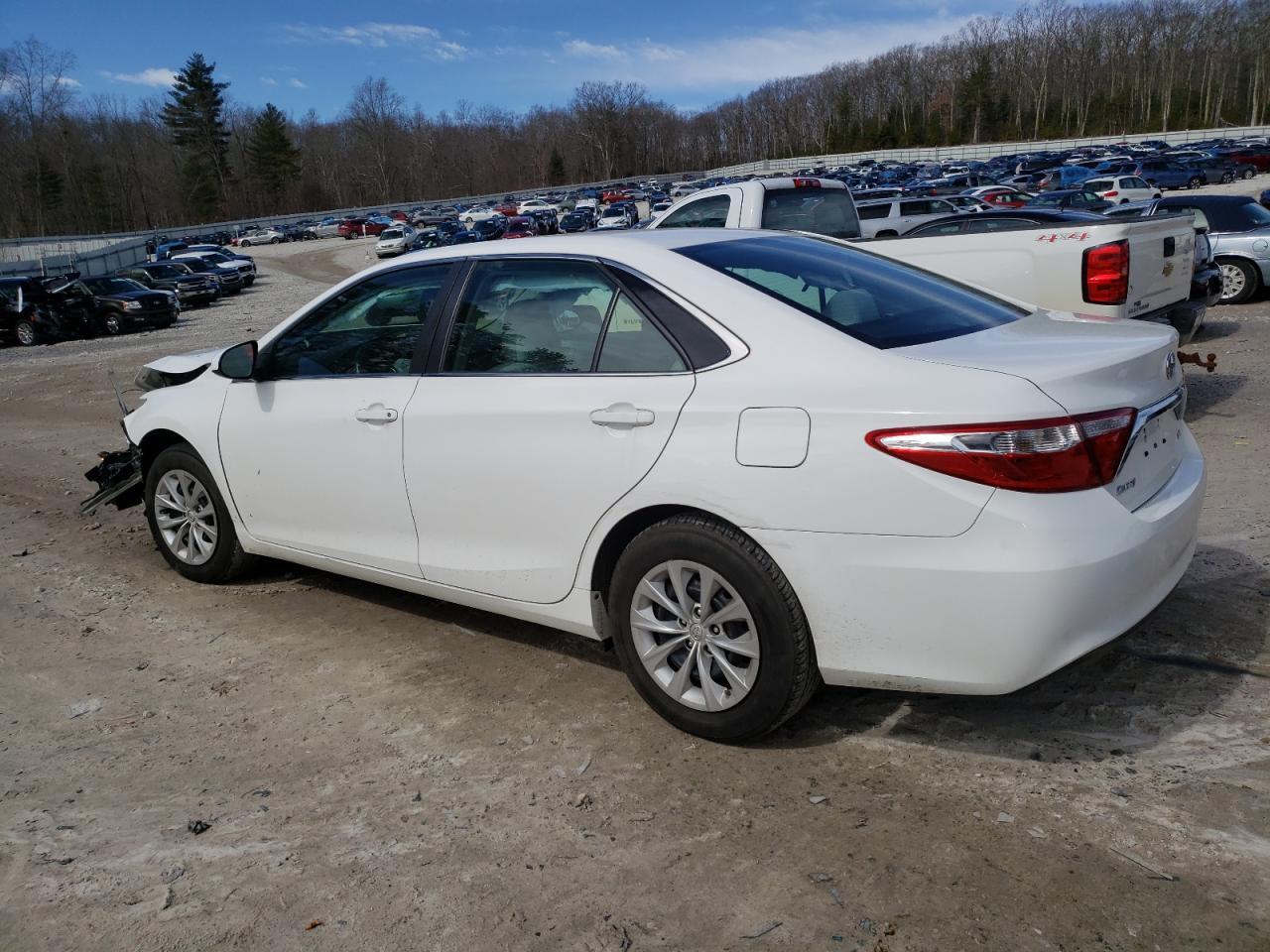 2017 TOYOTA CAMRY LE - Image 2
