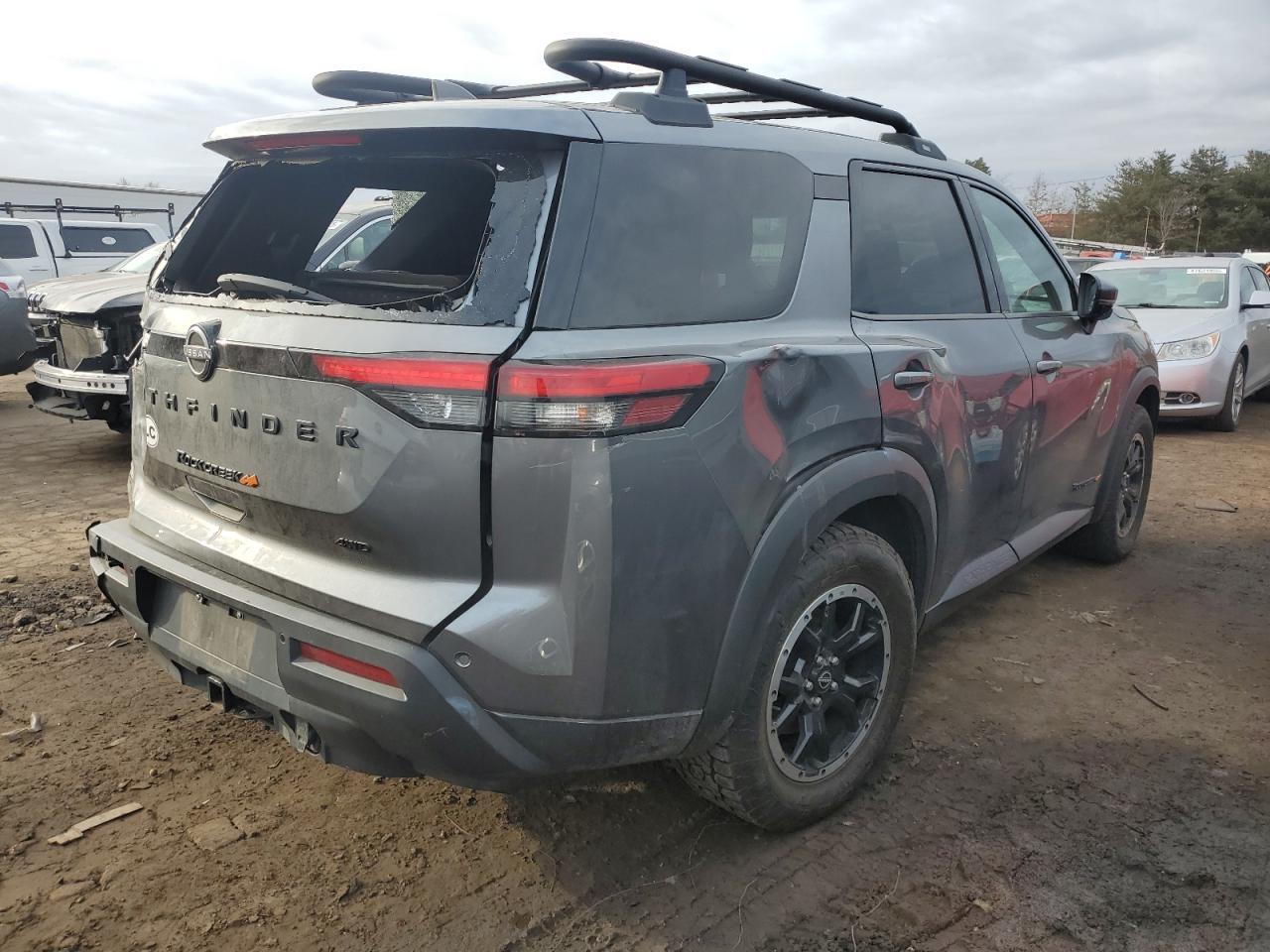 2023 NISSAN PATHFINDER - Фото 3