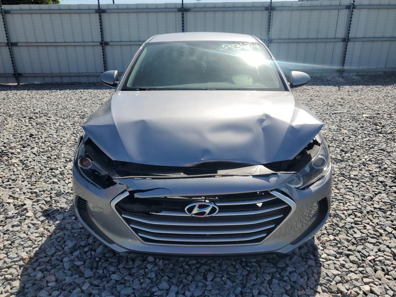 2017 HYUNDAI ELANTRA SE - Image 5