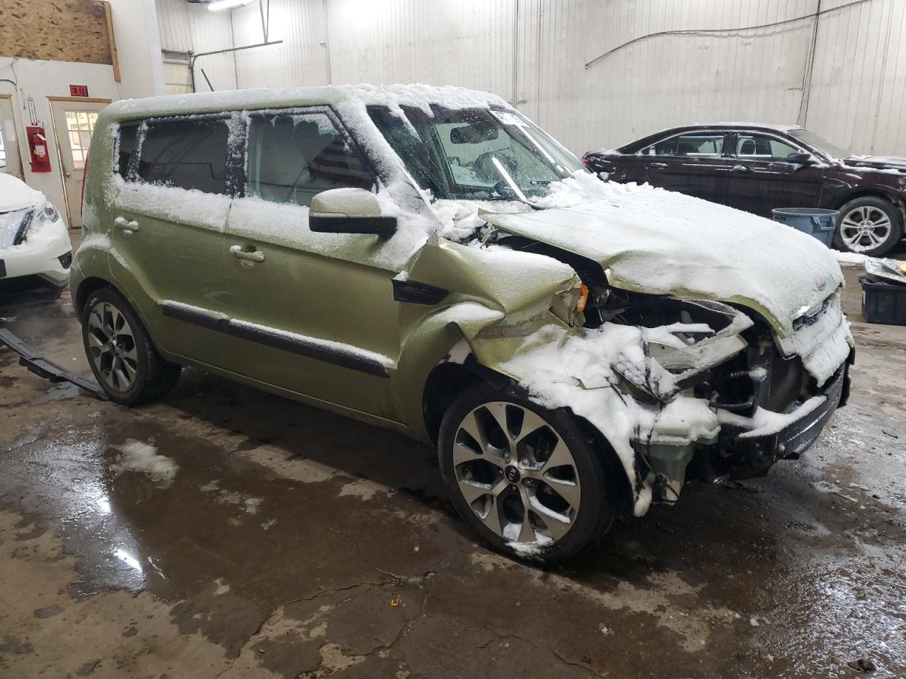2013 KIA SOUL + - Image 4
