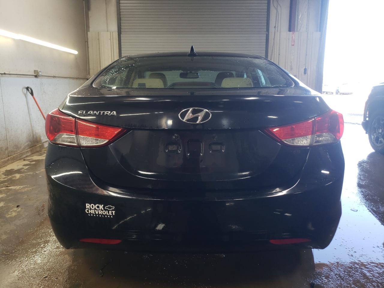 2013 HYUNDAI ELANTRA GL - Image 6