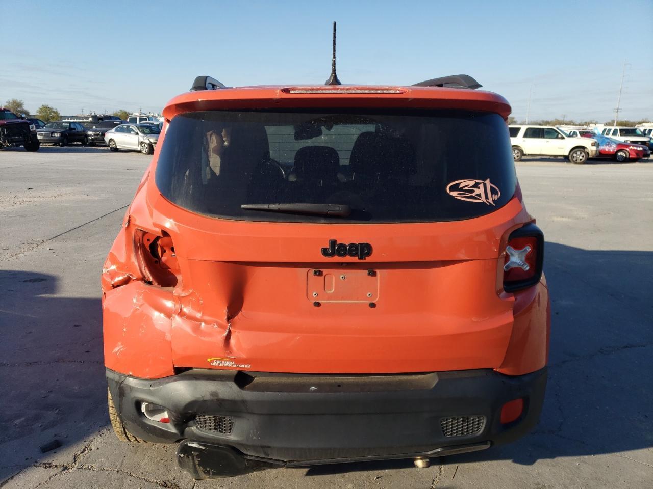 2017 JEEP RENEGADE L - Image 6