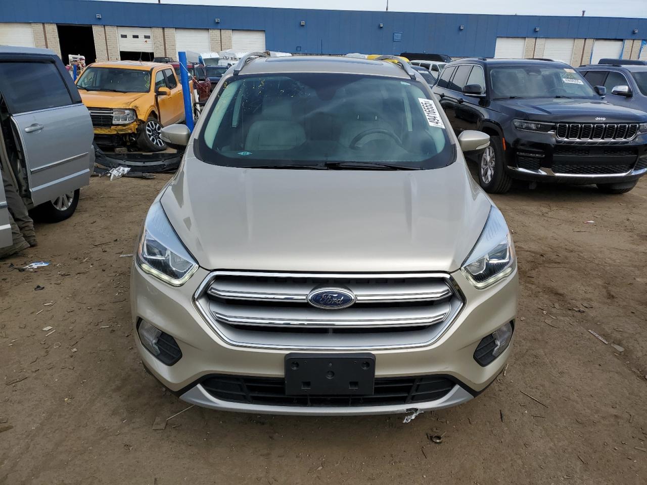 2017 FORD ESCAPE TIT - Image 5