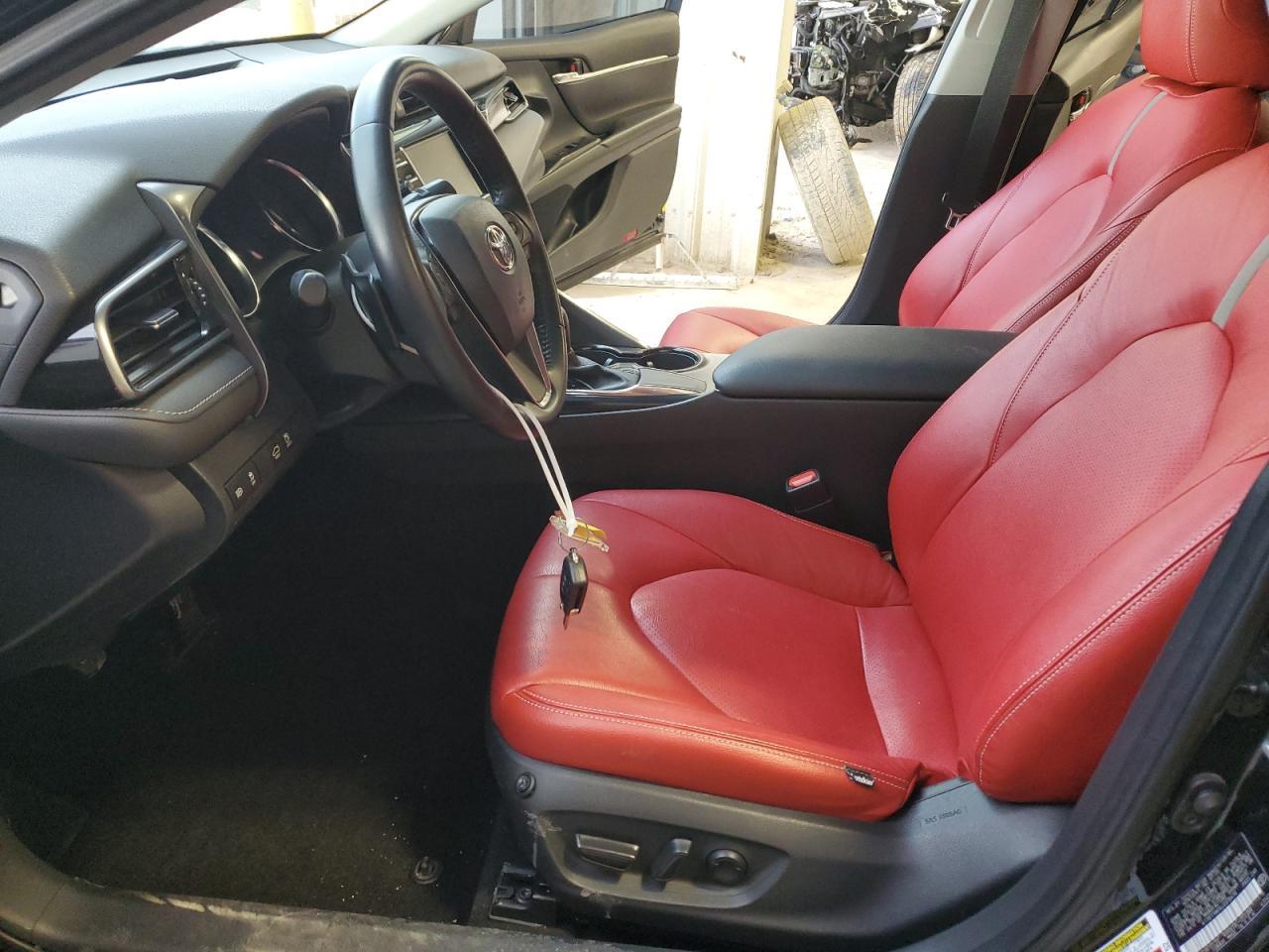 2020 TOYOTA CAMRY SE - Image 7