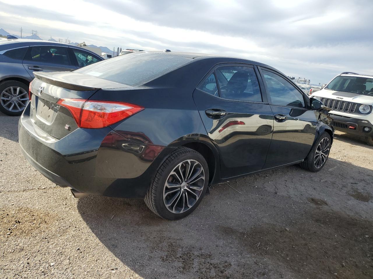 2014 TOYOTA COROLLA L - Image 3