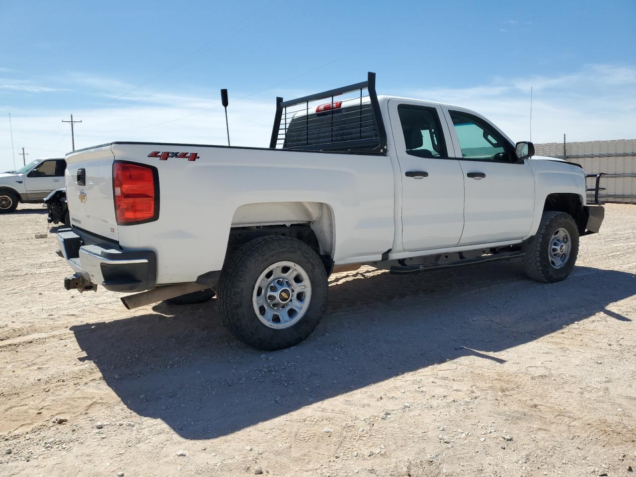 2018 CHEVROLET SILVERADO - Image 3