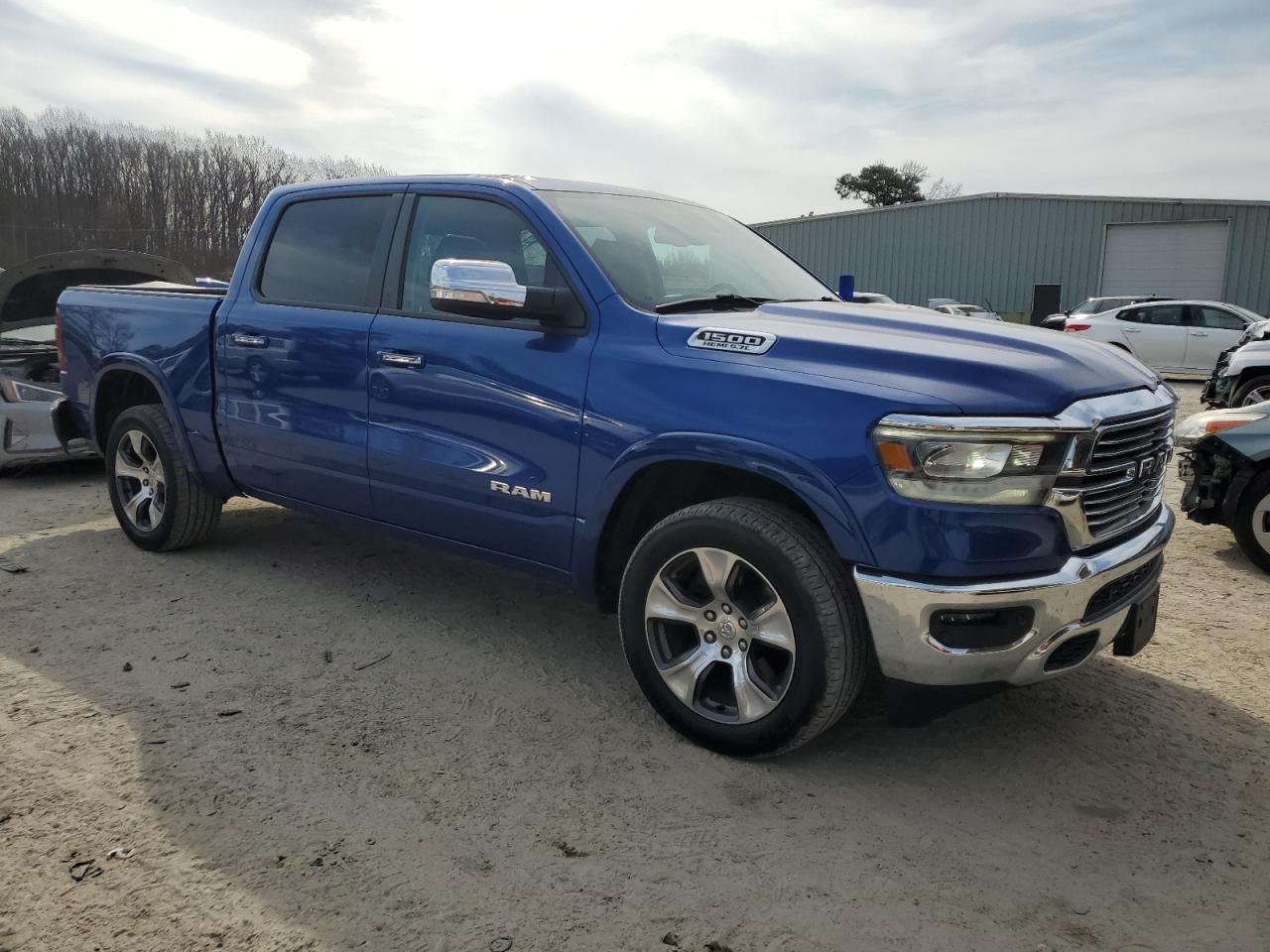 2019 RAM 1500 LARAM - Фото 4