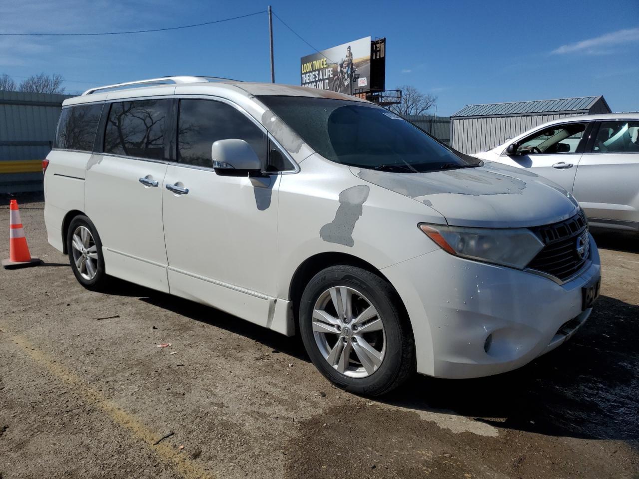 2011 NISSAN QUEST S - Фото 4