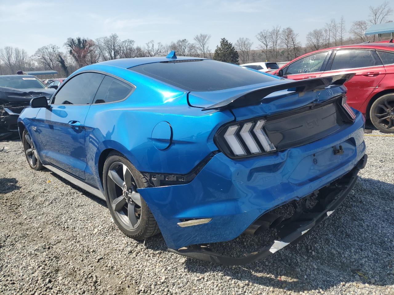 2021 FORD MUSTANG GT - Фото 2