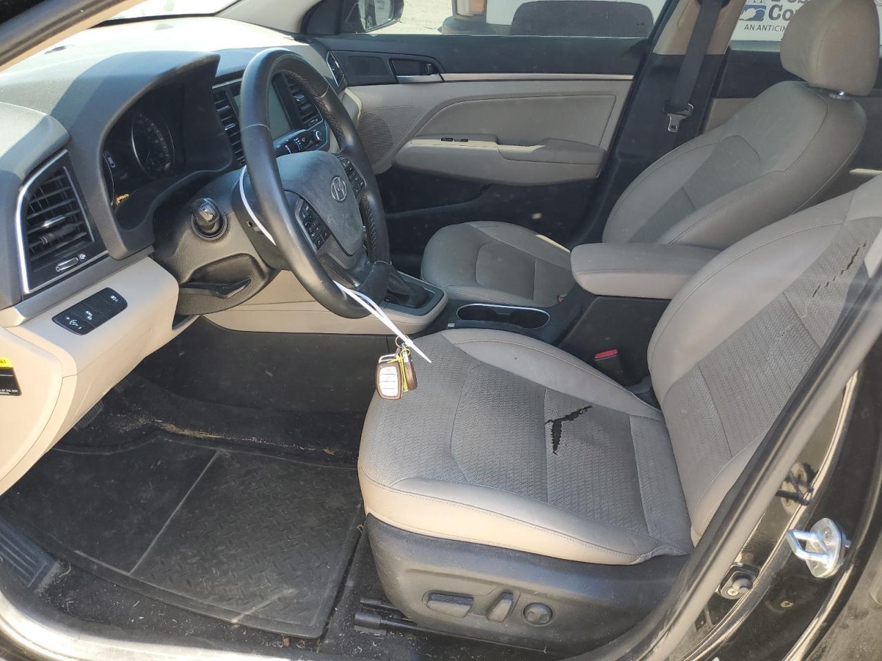 2017 HYUNDAI ELANTRA SE - Фото 7