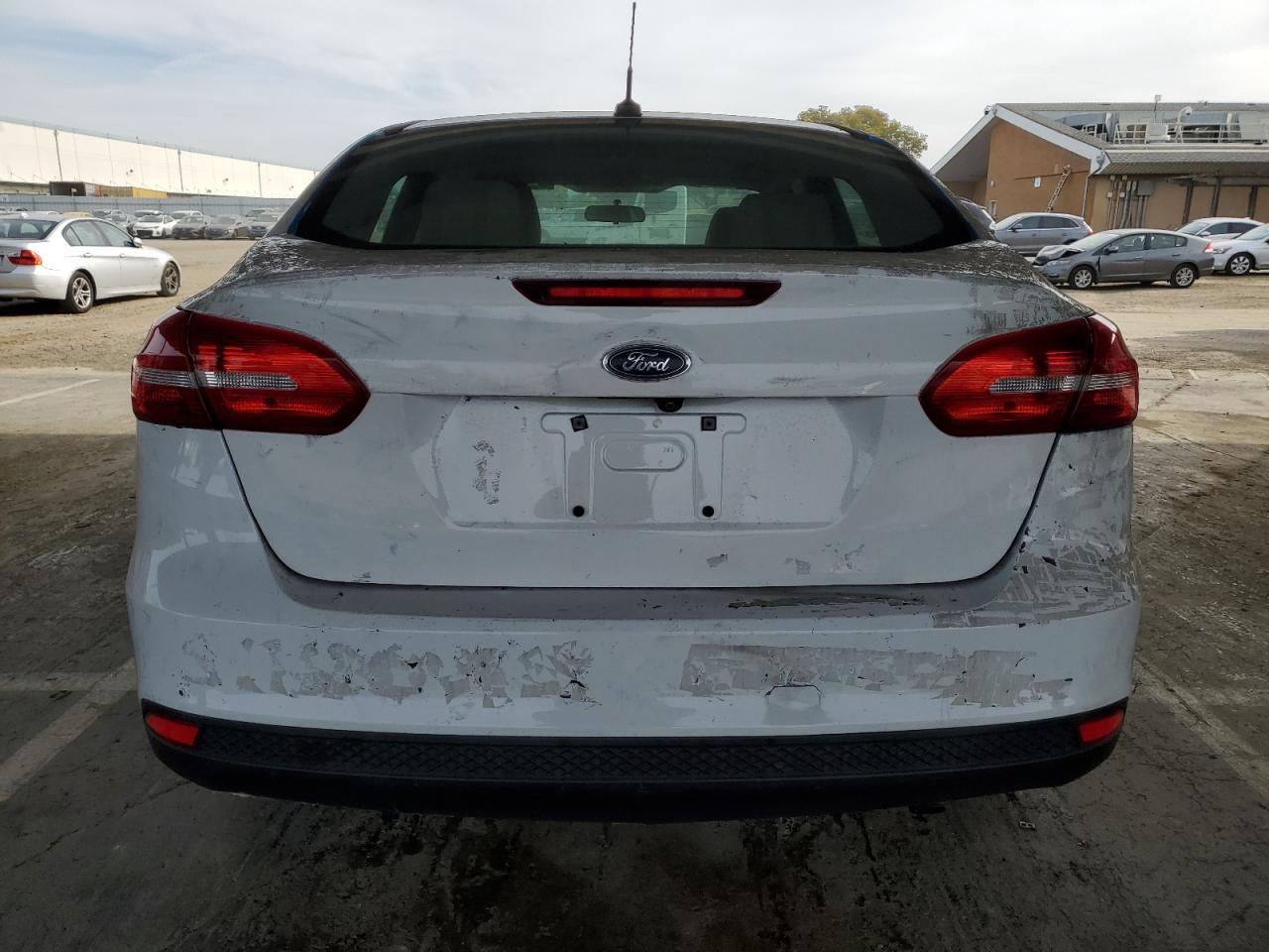 2018 FORD FOCUS SE - Image 6
