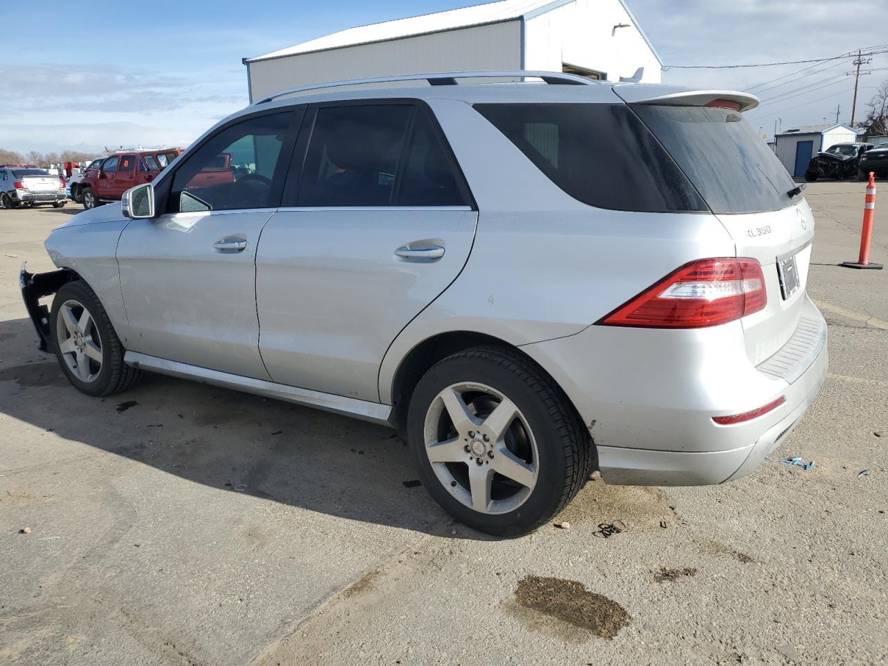 2015 MERCEDES-BENZ ML 350 4MA - Image 2