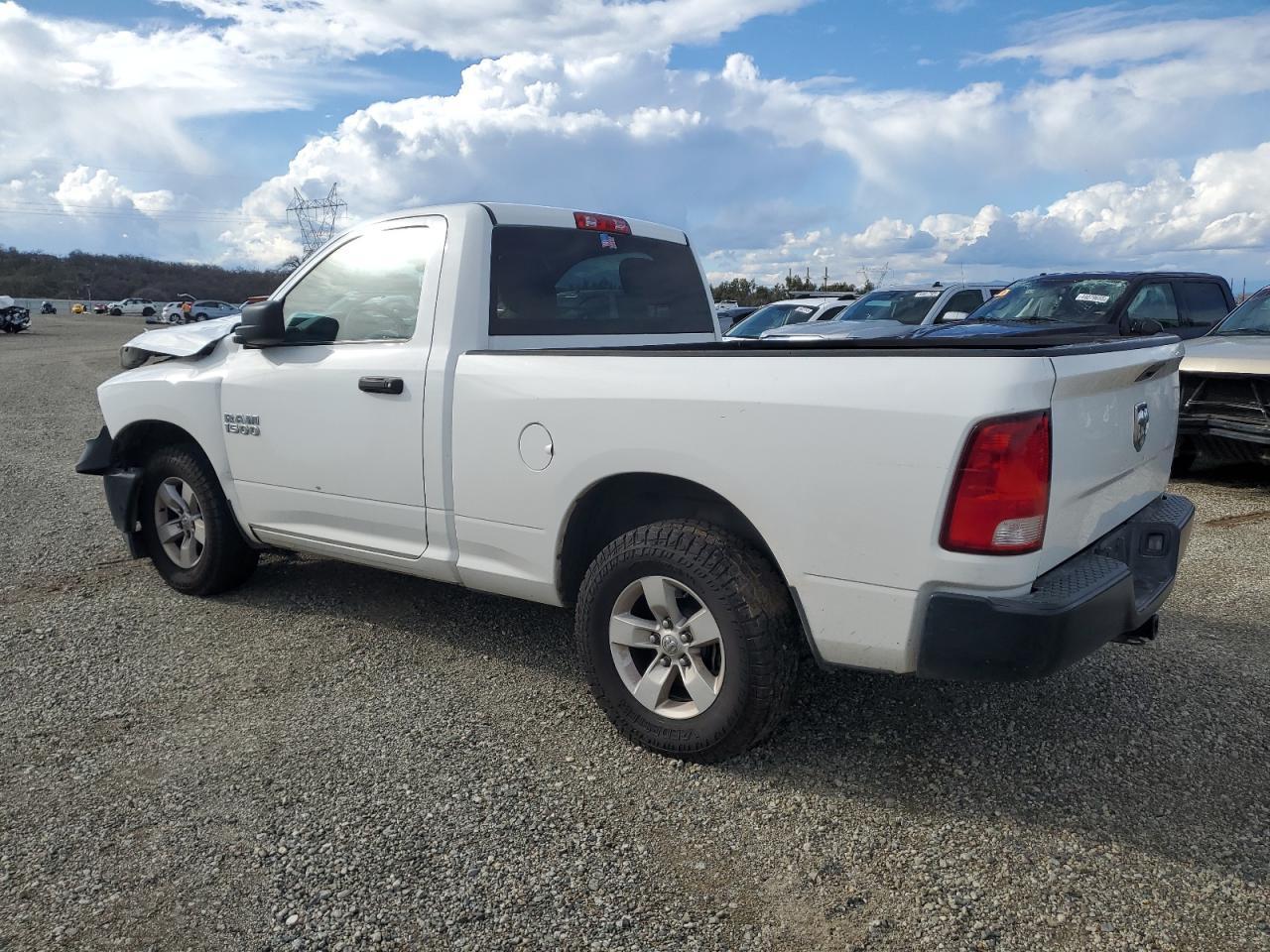 2017 RAM 1500 ST - Фото 2