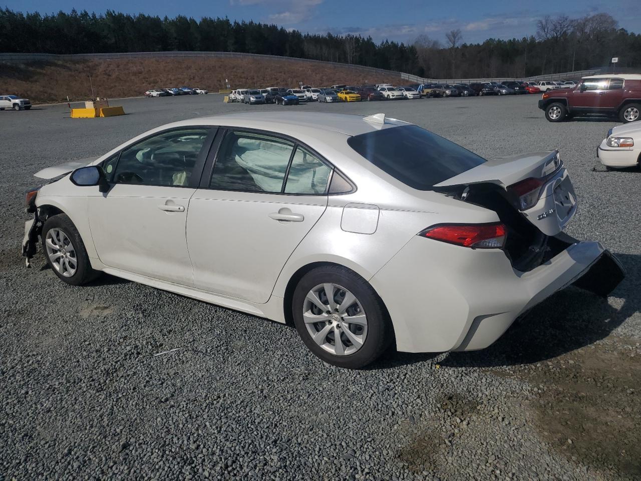 2020 TOYOTA COROLLA LE - Image 2
