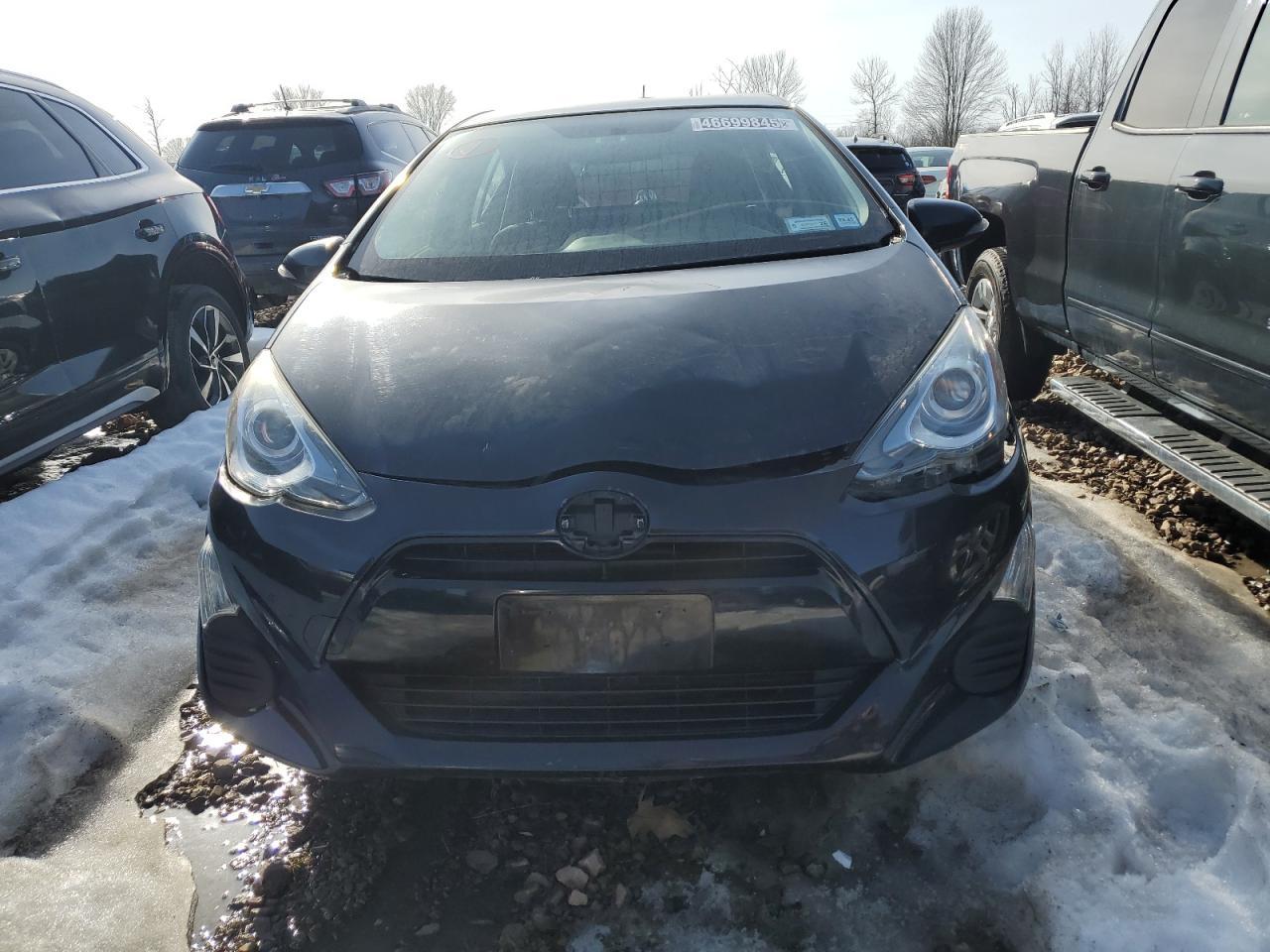 2016 TOYOTA PRIUS C - Image 5