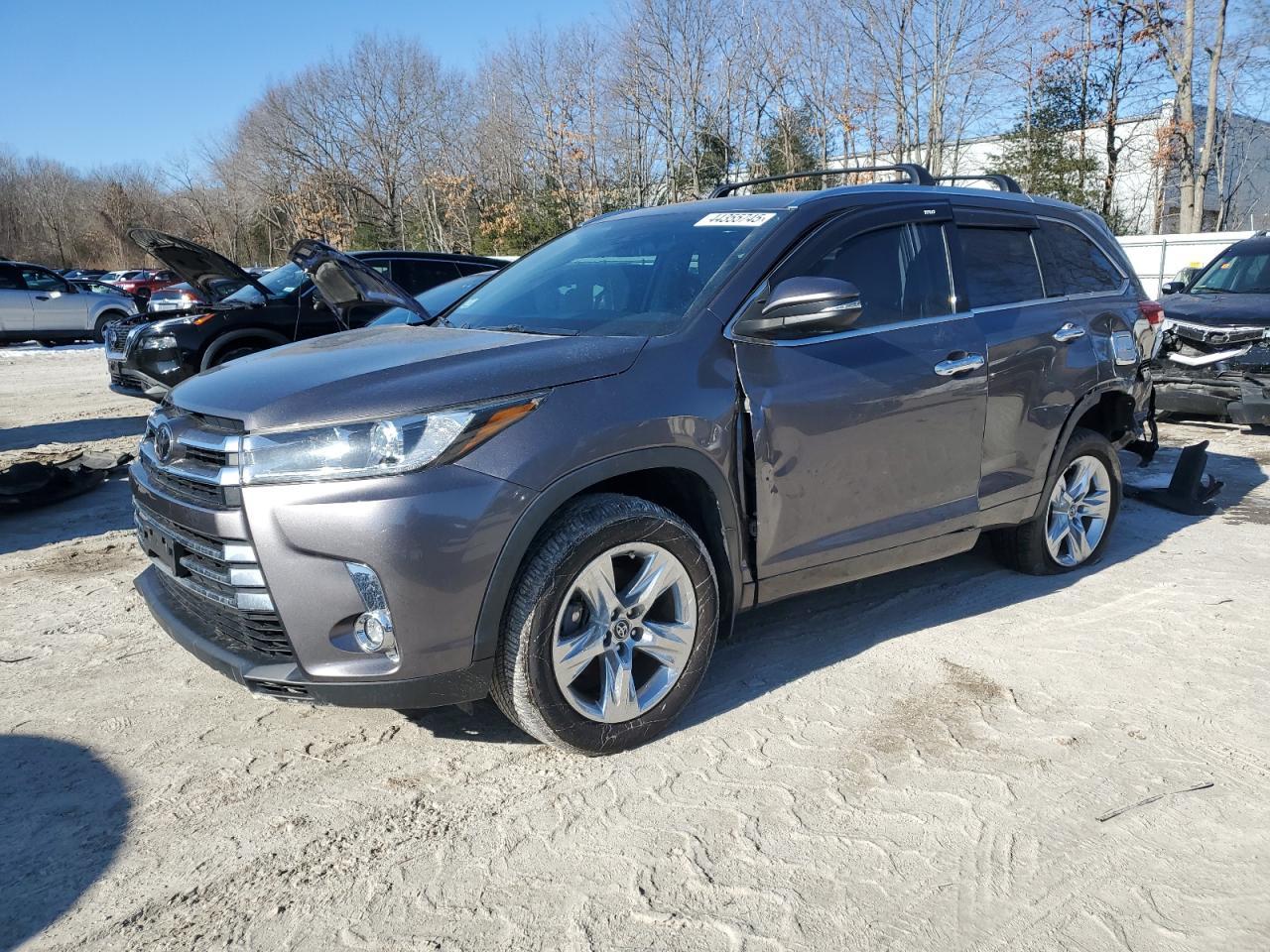 2019 TOYOTA HIGHLANDER