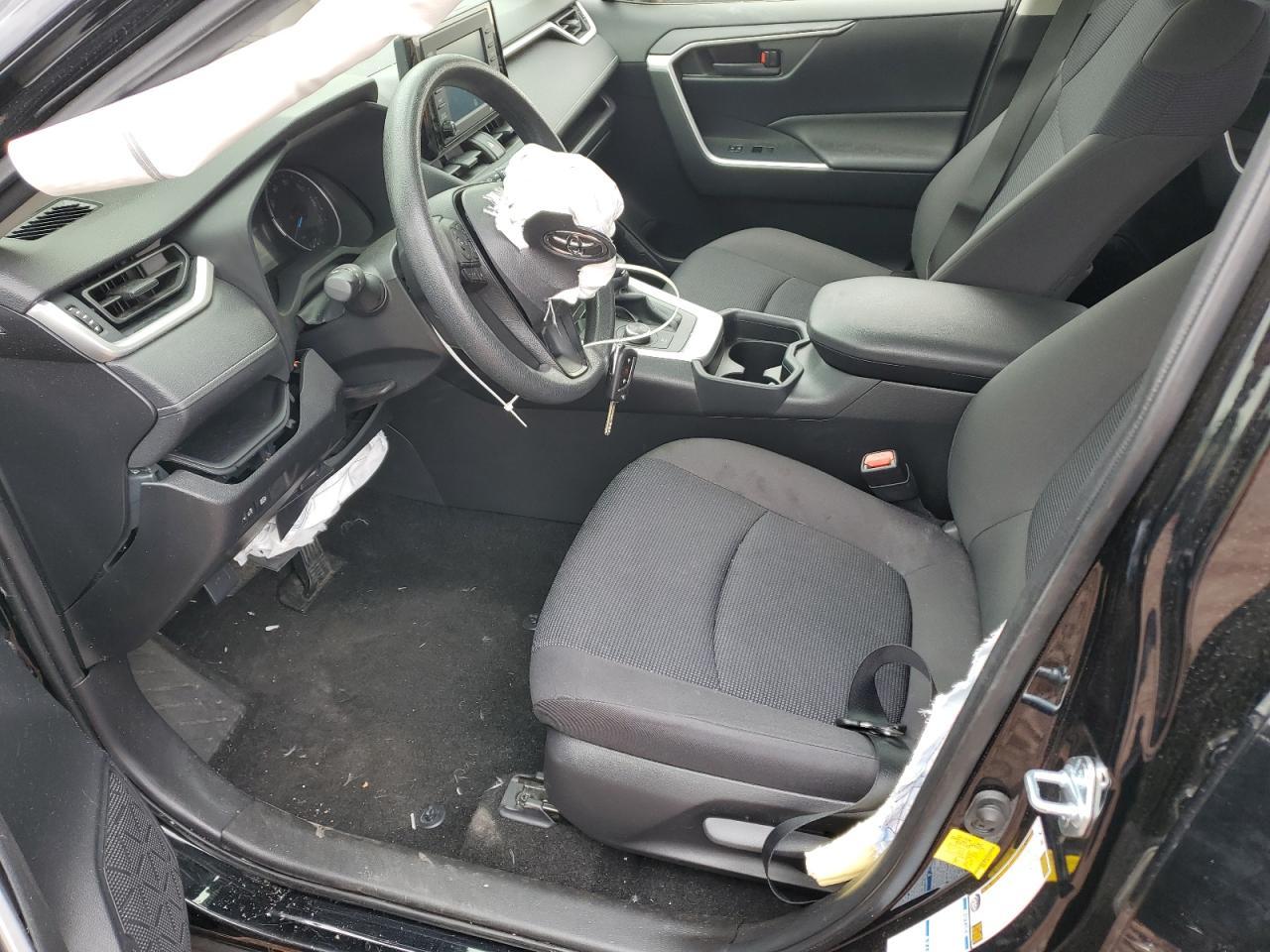 2021 TOYOTA RAV4 LE - Image 7