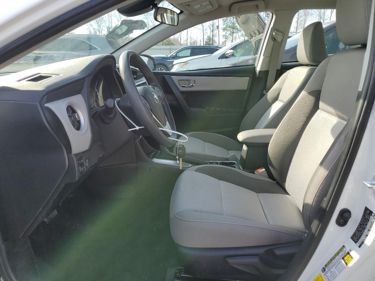 2018 TOYOTA COROLLA L - Image 7