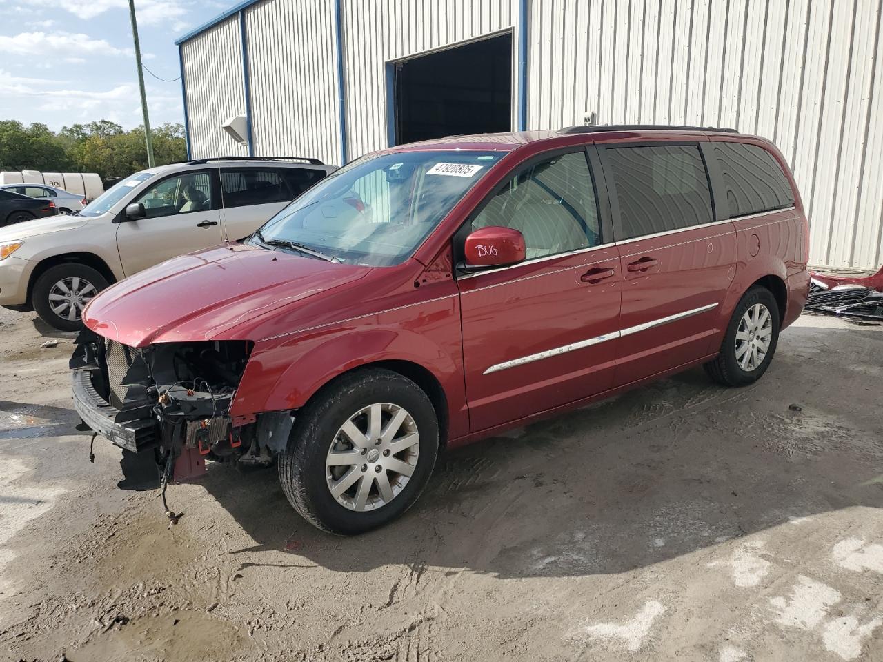 2014 CHRYSLER TOWN & COU