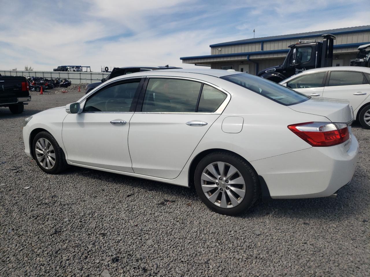 2015 HONDA ACCORD EXL - Image 2