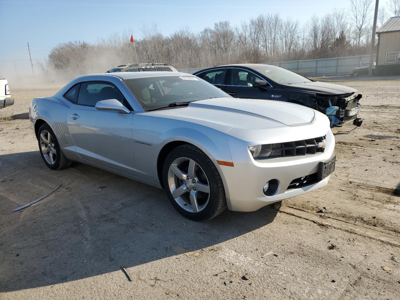 2011 CHEVROLET CAMARO LT - Фото 4