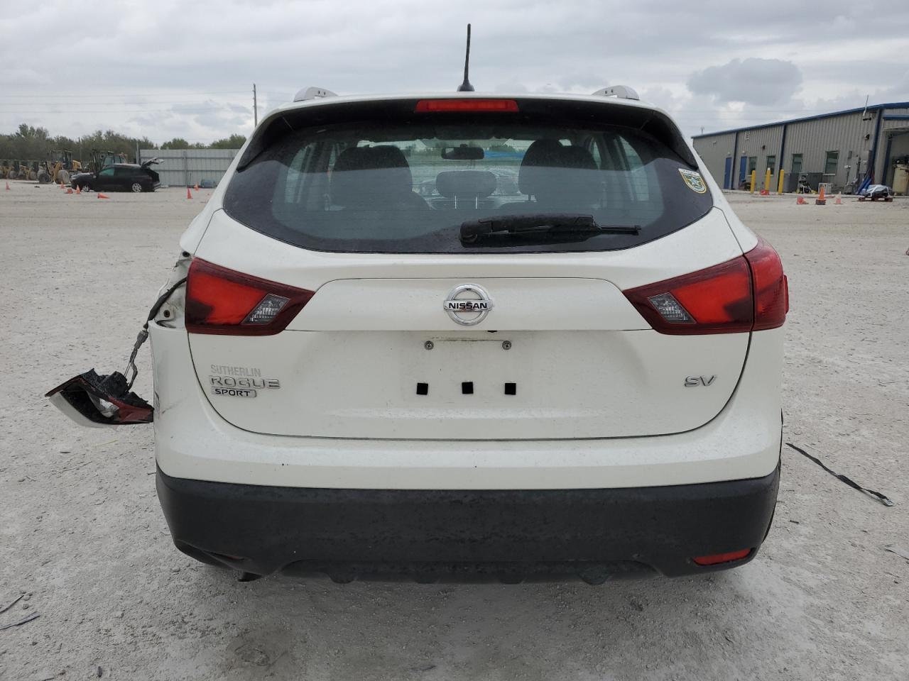 2017 NISSAN ROGUE SPOR - Image 6