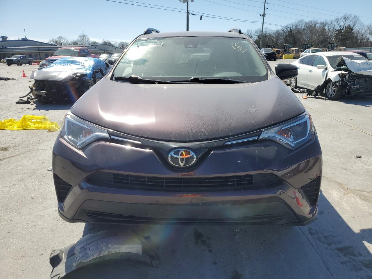 2017 TOYOTA RAV4 LE - Image 5