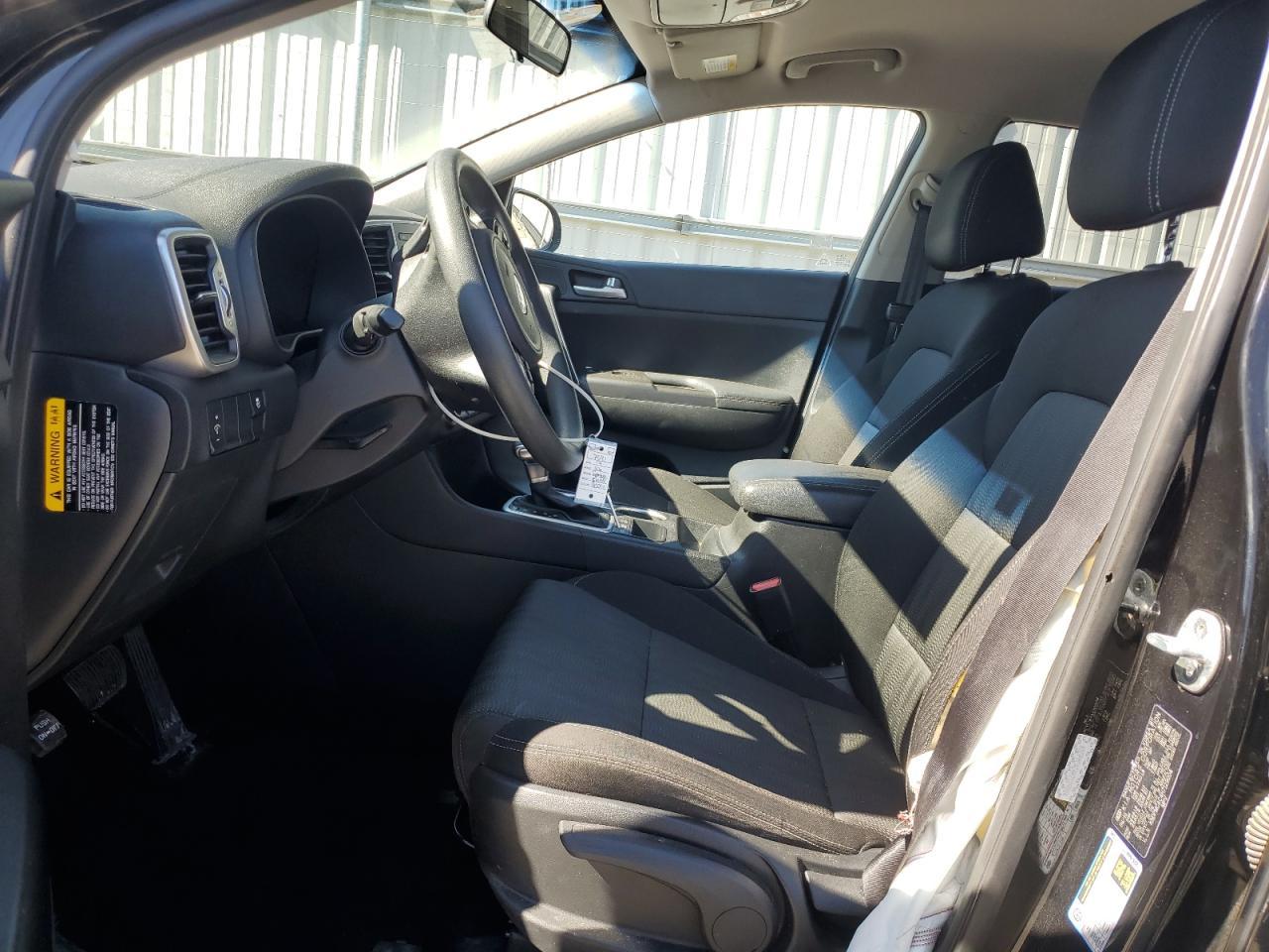 2017 KIA SPORTAGE L - Image 7