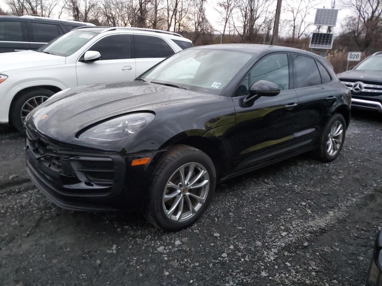 2023 PORSCHE MACAN BASE