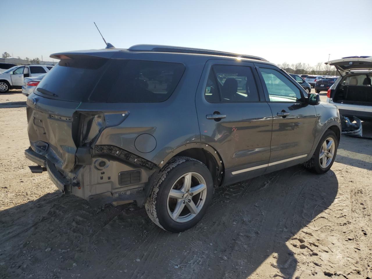 2018 FORD EXPLORER X - Image 3