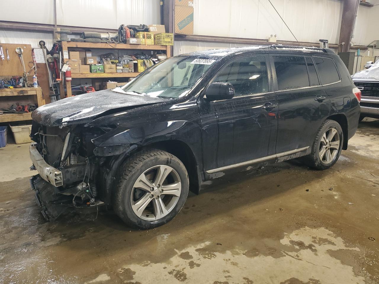 2011 TOYOTA HIGHLANDER